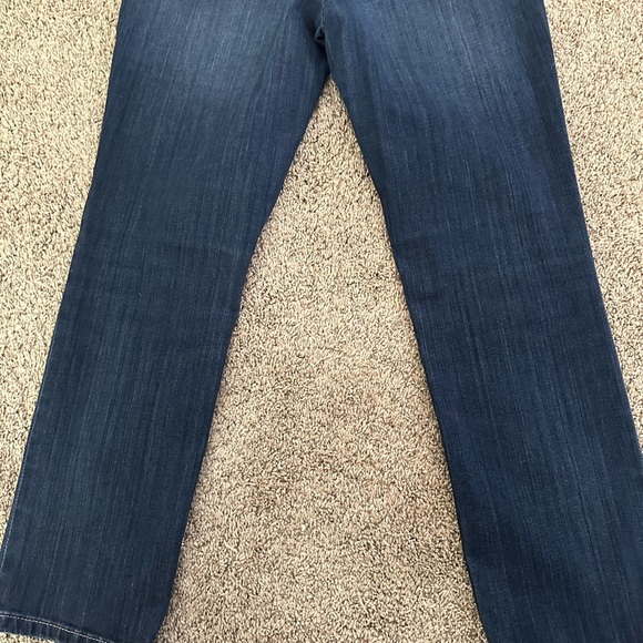 Simply Vera Classic Capri blue Jeans. - Picture 7 of 9